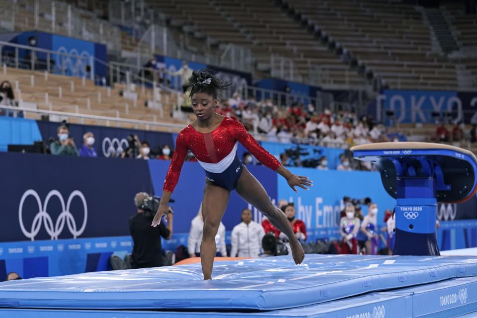 Image: Simone Biles (Gregory Bull / AP)