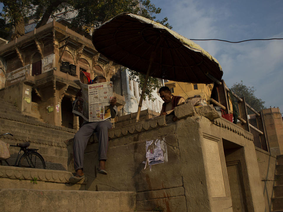 10 stunning photos of Varanasi as seen from a boat on the Ganga