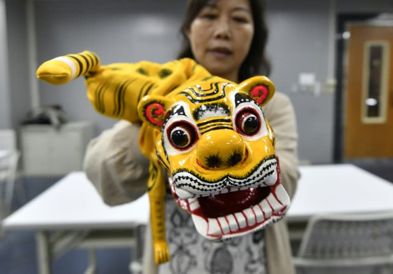 Glove puppetry spread to Taiwan in the 19th century and was mainly performed at religious and festive occasions