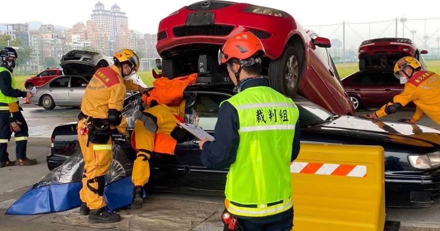 消防員工作性質為24小時輪值服勤。（示意圖／翻攝畫面）