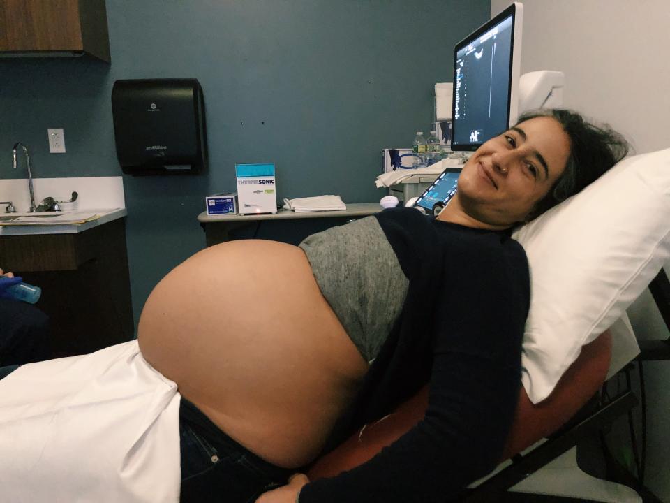 Conz Preti pregnant during ultrasound