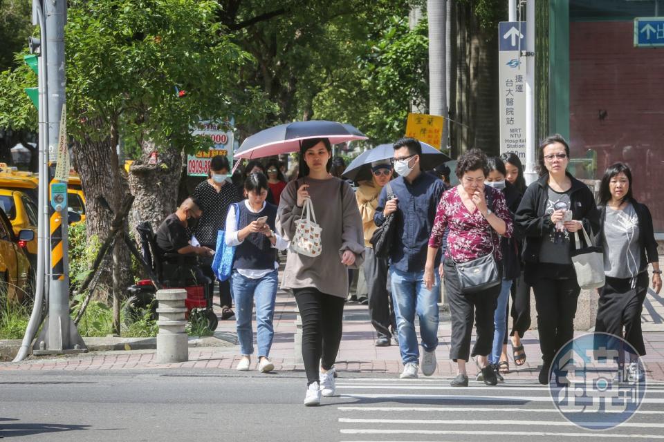 今天起全台以多雲到晴的天氣為主，整體氣溫回升，最高可達30至34度，部分地區更超過36度。（示意圖，本刊資料照）