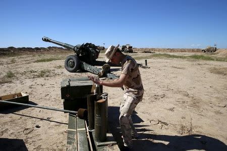 An Iraqi soldier is seen at his base in Makhmour, after it was freed from control of Islamic State, south of Mosul, April 17, 2016. REUTERS/Ahmed Jadallah/File Photo