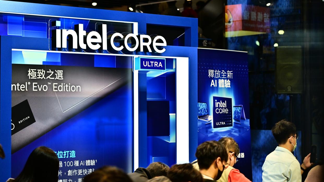  Intel's Core Ultra CPUs power more than 500 AI models. 