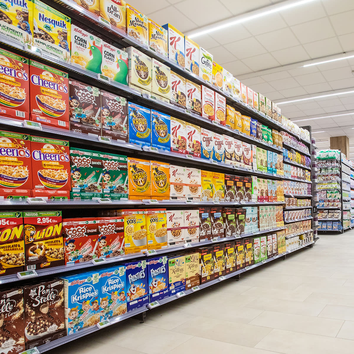 sugar box aisle in grocery store