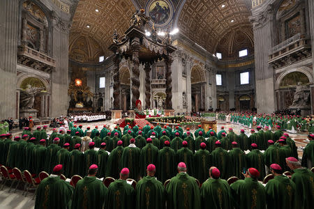 A general view of the closing mass led by Pope Francis at the end of the Synod of Bishops at the Vatican October 28, 2018. REUTERS/Tony Gentile