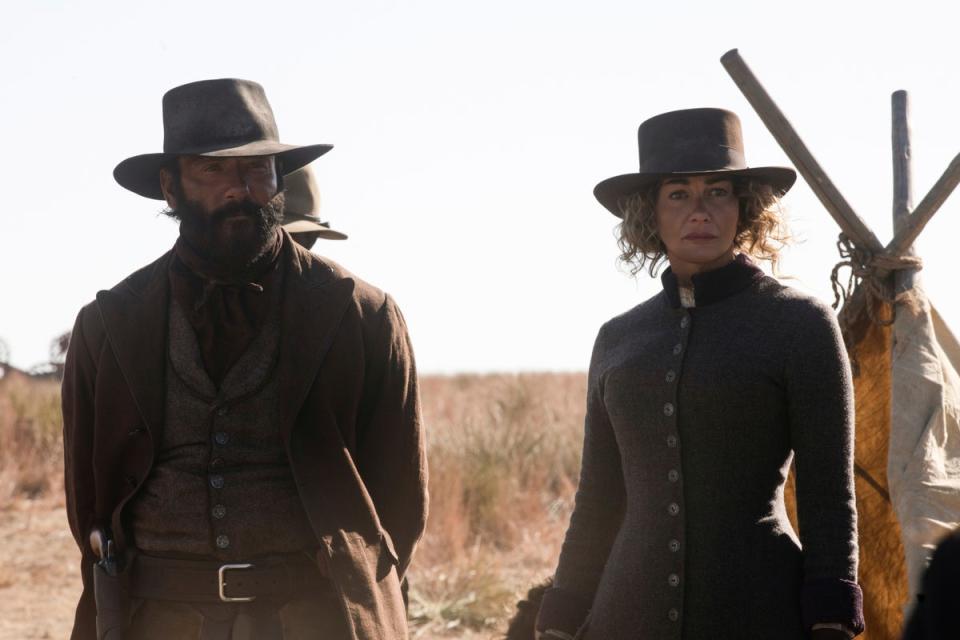 Tim McGraw and Faith Hill in ‘1883’ (©2022 ViacomCBS, Inc. All Rights Reserved)