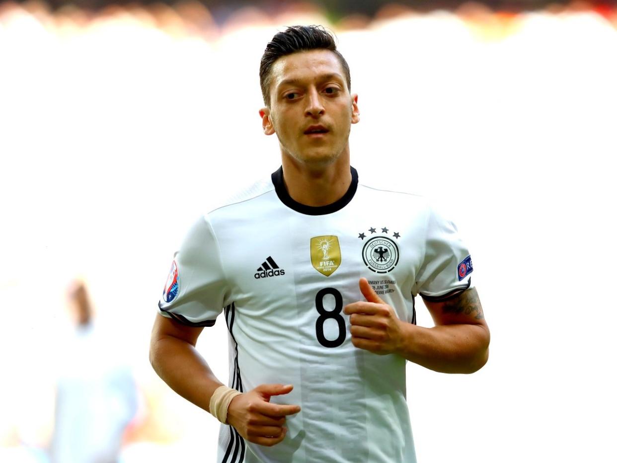 Mesut Özil