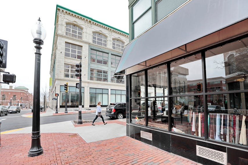 The state will buy the UMass Dartmouth College of Visual and Performing Arts Star Store’s 20-year-old campus in downtown New Bedford for $1 to continue school arts programs.