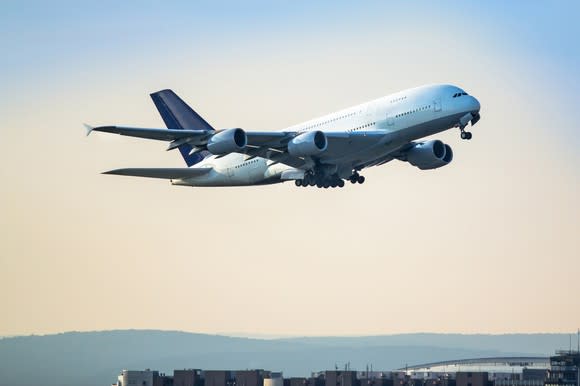 An Airbus A380 in fight.