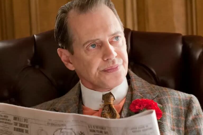 Steve Buscemi sería la nueva incorporación para la segunda temporada de Merlina (Captura video)