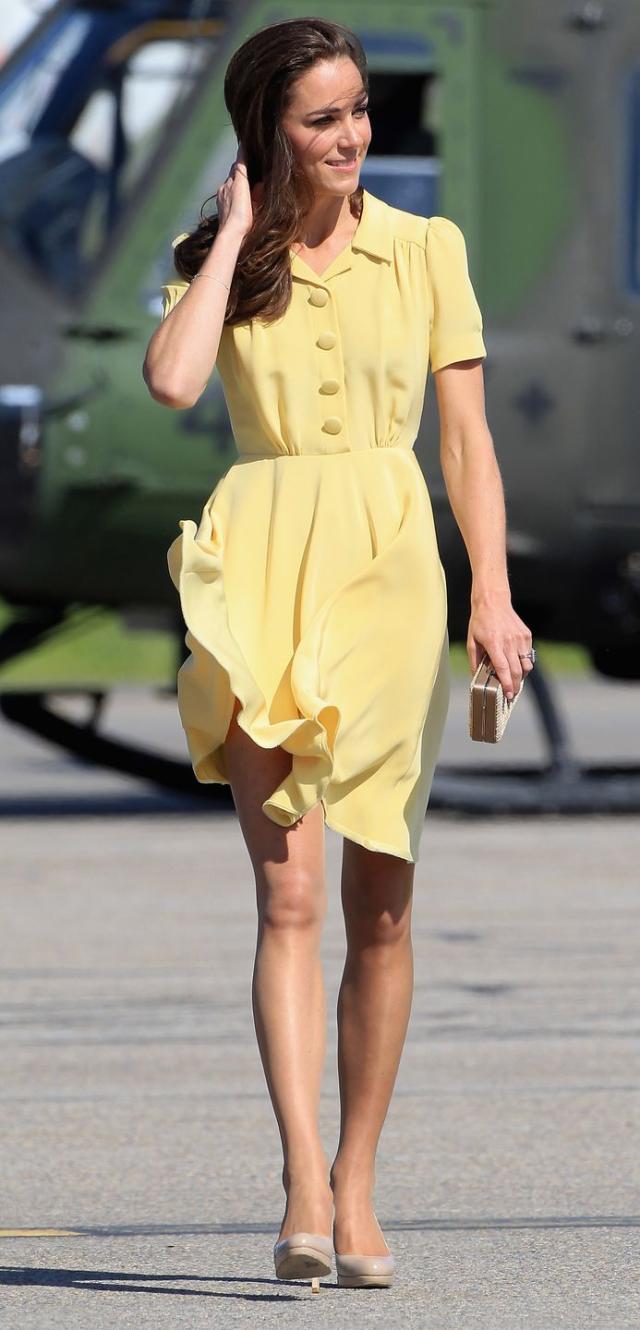 Kate Middleton's trick to stop dresses blowing in wind - add 'weights into  the hemline