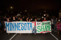 <p>Protestors shut down highway 94 on June 16, 2017 in St Paul, Minnesota. Protests erupted in Minnesota after Officer Jeronimo Yanez was acquitted on all counts in the shooting death of Philando Castile. (Stephen Maturen/Getty Images) </p>