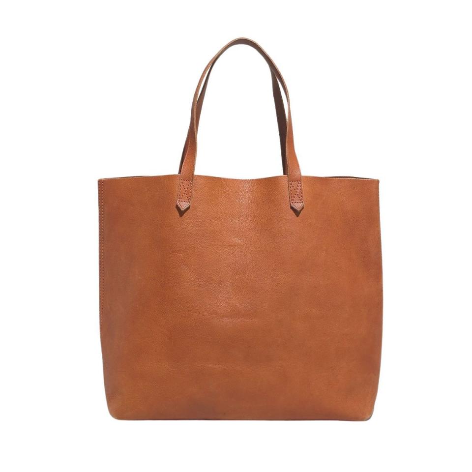 <p><a href="https://go.redirectingat.com?id=74968X1596630&url=https%3A%2F%2Fwww.madewell.com%2Fthe-transport-tote-99102507384.html&sref=https%3A%2F%2Fwww.menshealth.com%2Ftechnology-gear%2Fg35256368%2Fvalentines-day-gifts-for-mom%2F" rel="nofollow noopener" target="_blank" data-ylk="slk:Shop Now;elm:context_link;itc:0;sec:content-canvas" class="link ">Shop Now</a></p><p>The Transport Tote</p><p>madewell.com</p><p>$168.00</p>