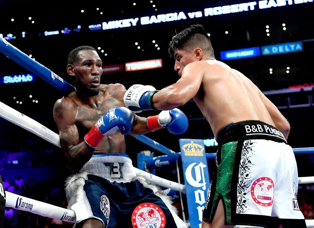 Robert Easter Jr (Left) is expected to recover   (Getty Images)