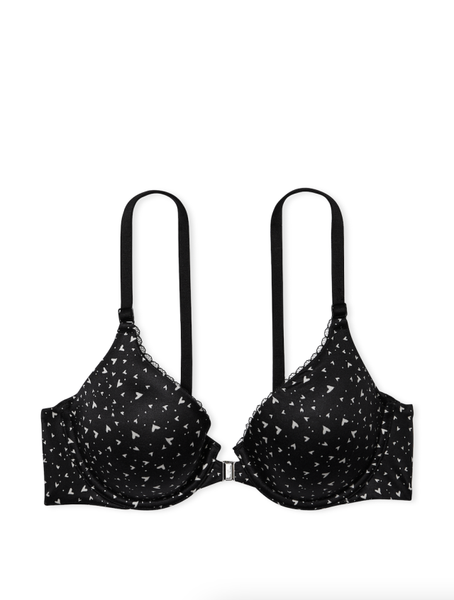 New Mobility, @victoriassecret and @vspink launched their first-ever  adaptive collection of bras and panties on Tuesday. The intimates are  available in