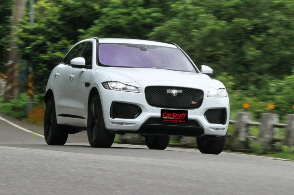 英倫本格跑旅 難掩豹力！Jaguar F-Pace S AWD試駕報導