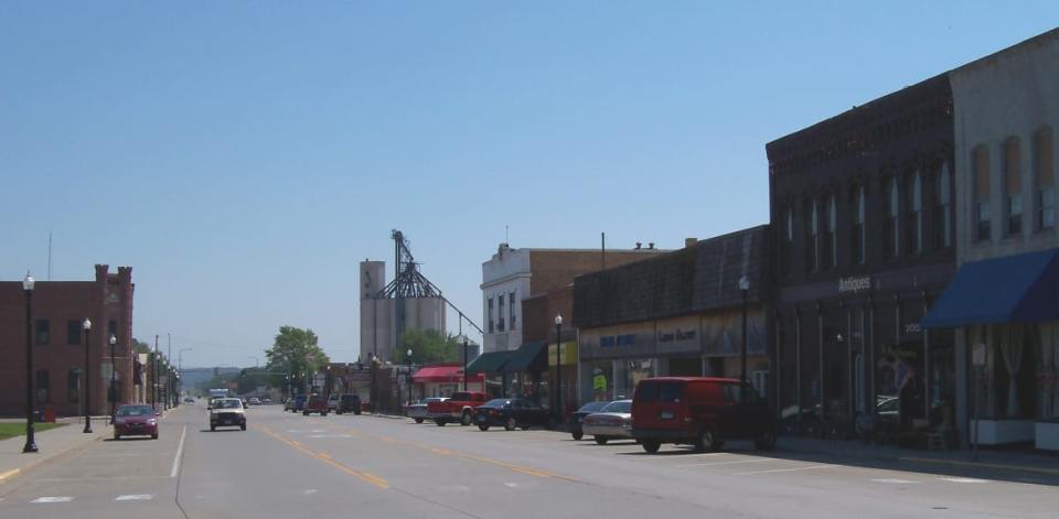 <div class="inline-image__caption"><p>Downtown Canton, South Dakota.</p></div> <div class="inline-image__credit">AlexiusHoratius/Wikimedia Commons</div>