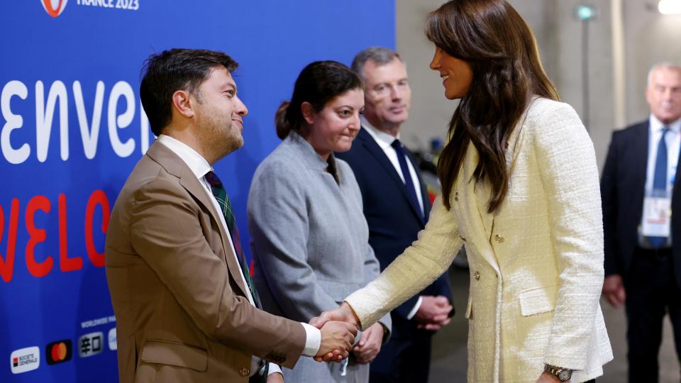 Kate Middleton's handshakes