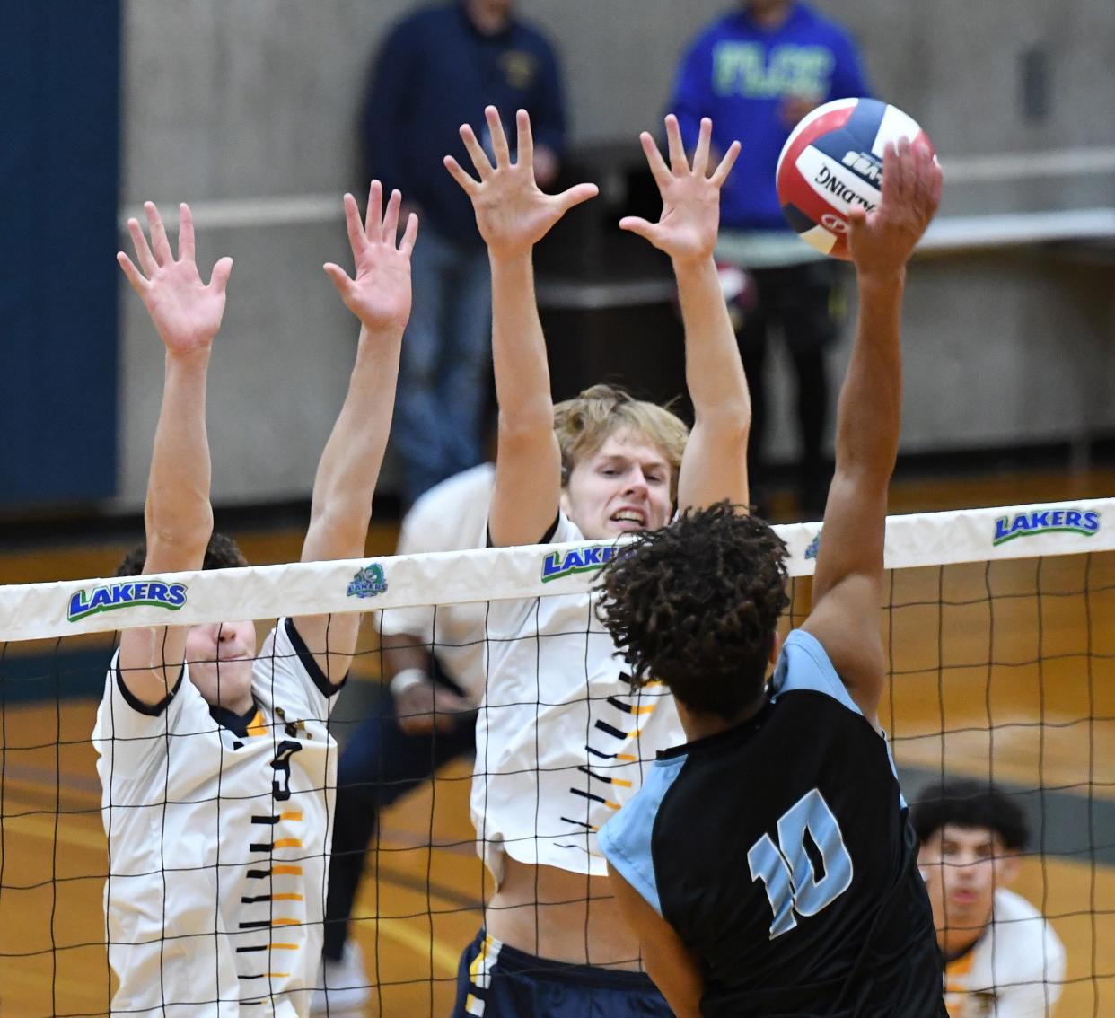 Fairport outlasts Webster for boys volleyball crown, Spencerport win ...