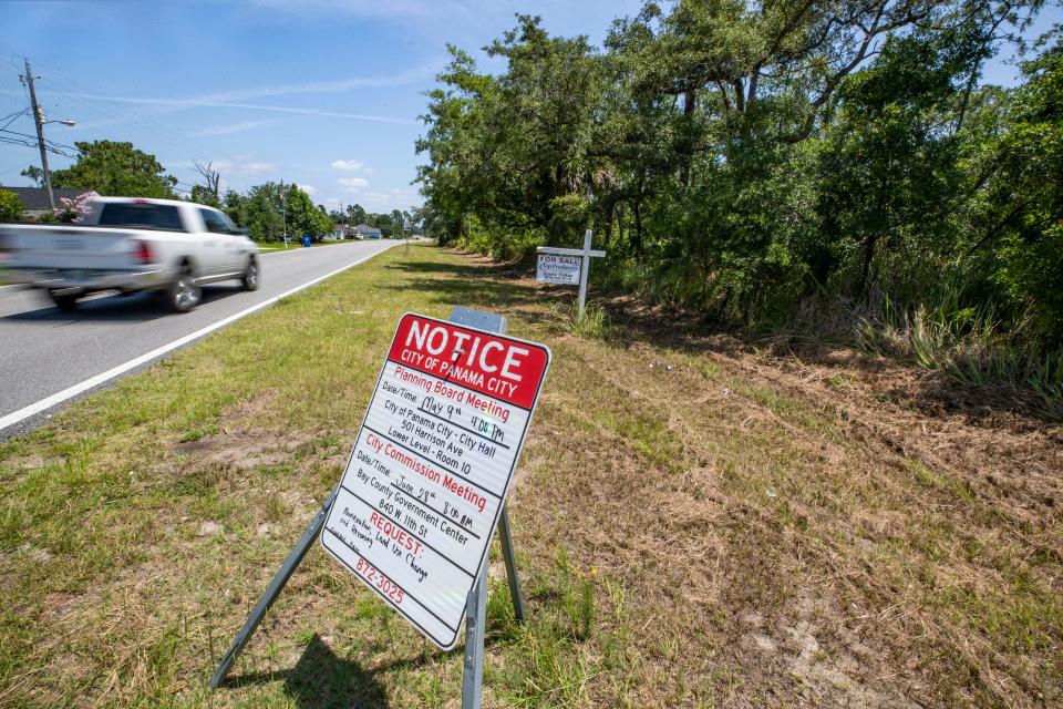 A proposed apartment complex at the corner of Frankford Avenue and 33rd Street has drawn protests from nearby residents.