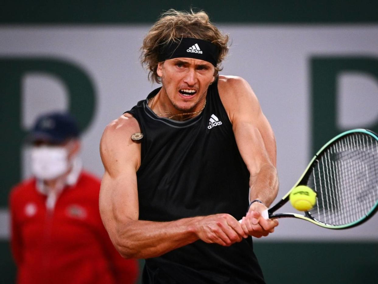 Zverev ohne Mühe ins Viertelfinale