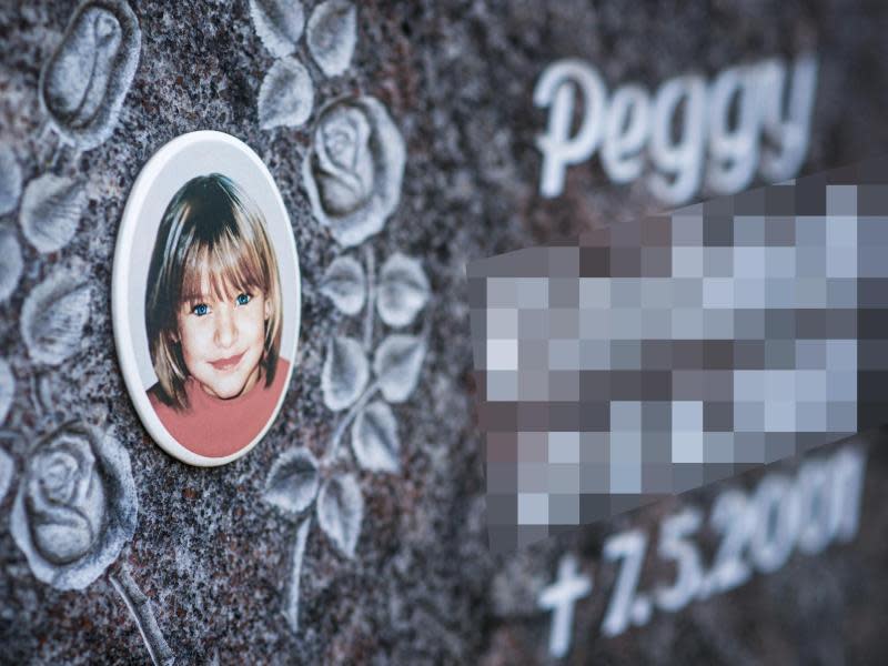 Gedenkstein mit dem Porträt von Peggy. Das Schicksal des Mädchens wirft auch nach 13 Jahren viele Fragen auf. Jetzt wird der Fall neu aufgerollt. Foto: David Ebener