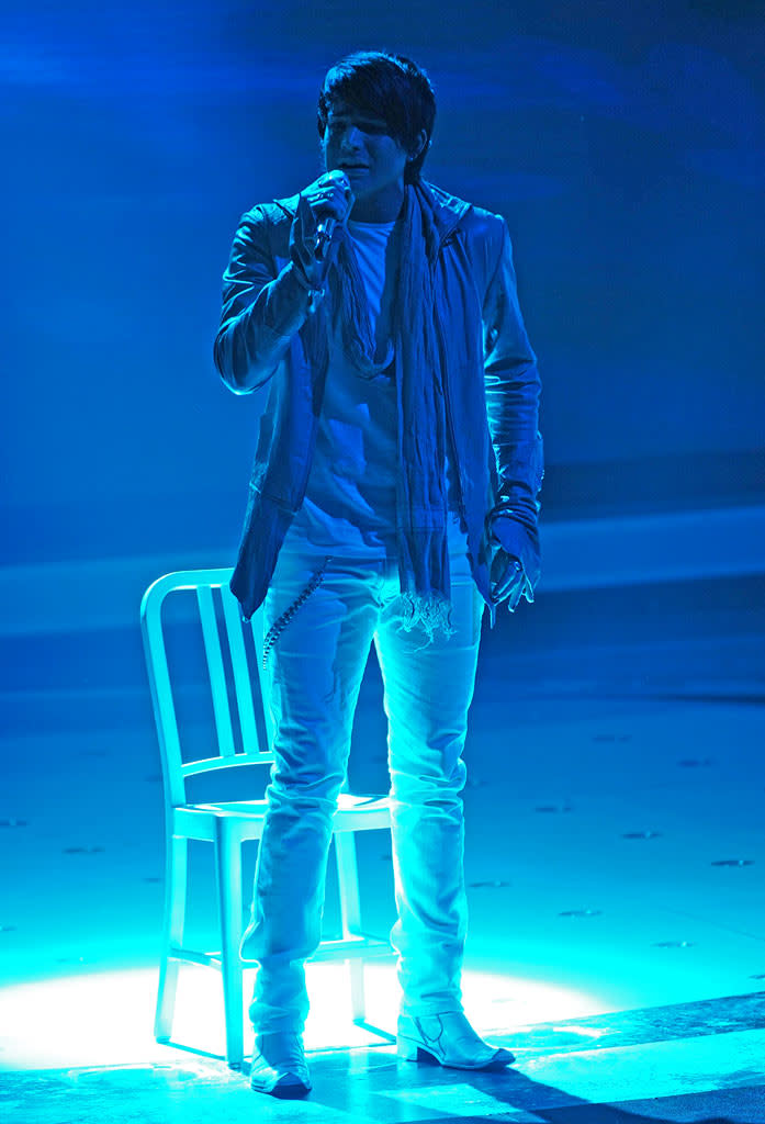 Adam Lambert performs "Mad World" by Tears for Fears on "American Idol."