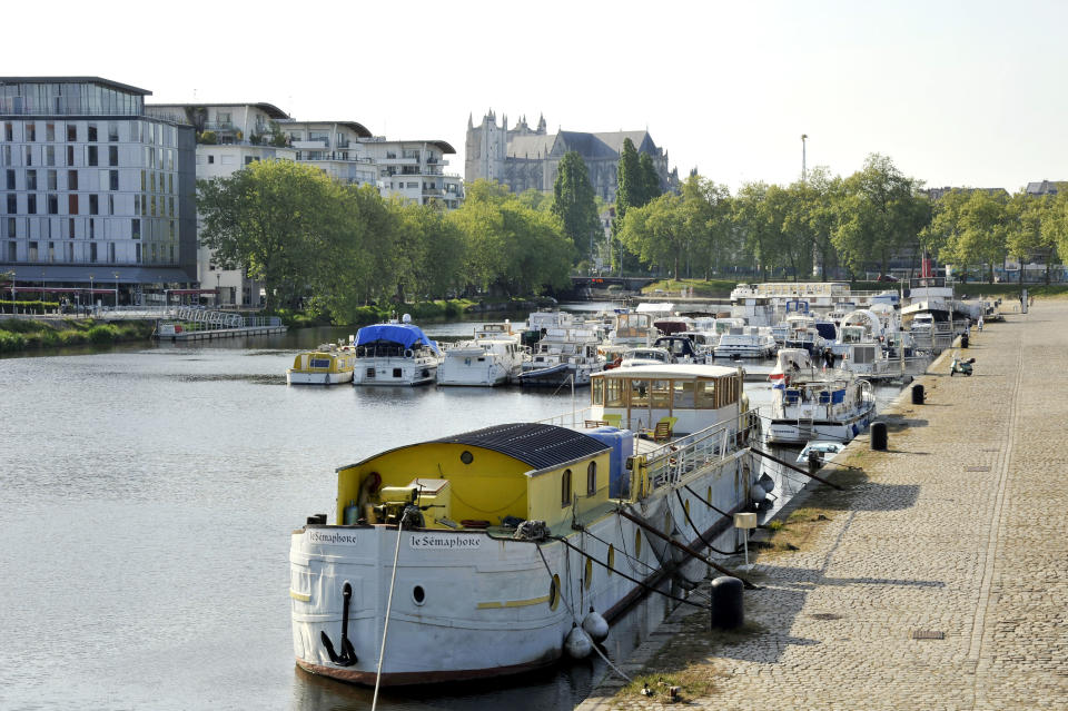 La ville de Loire-Atlantique a une note de 83,5 sur 100 sur le barème de l'Observatoire des villes vertes. Selon ce dernier, Nantes est là "grâce à son engagement assumé en termes de politique végétale" et est une "vitrine du 'savoir-vert' français".