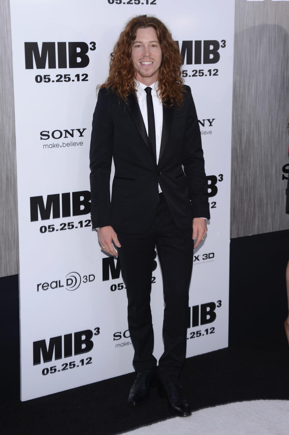 NEW YORK, NY - MAY 23: Shaun White attends the "Men In Black 3" New York Premiere at Ziegfeld Theatre on May 23, 2012 in New York City. (Photo by Stephen Lovekin/Getty Images)