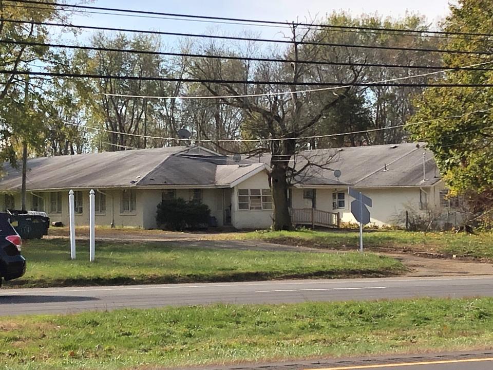 The former Manalapan Manor, seen here in 2019, would be replaced by the warehouse plan.