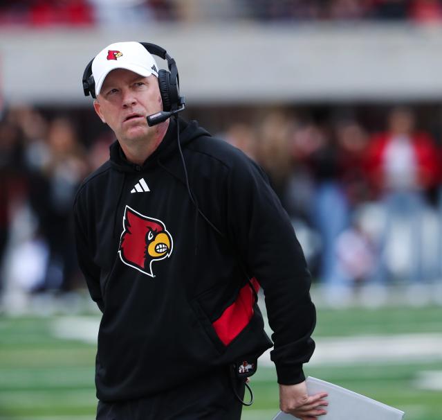 He's home: Jeff Brohm introduced as Louisville head football coach