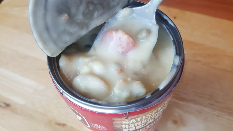 chicken dumpling soup in can