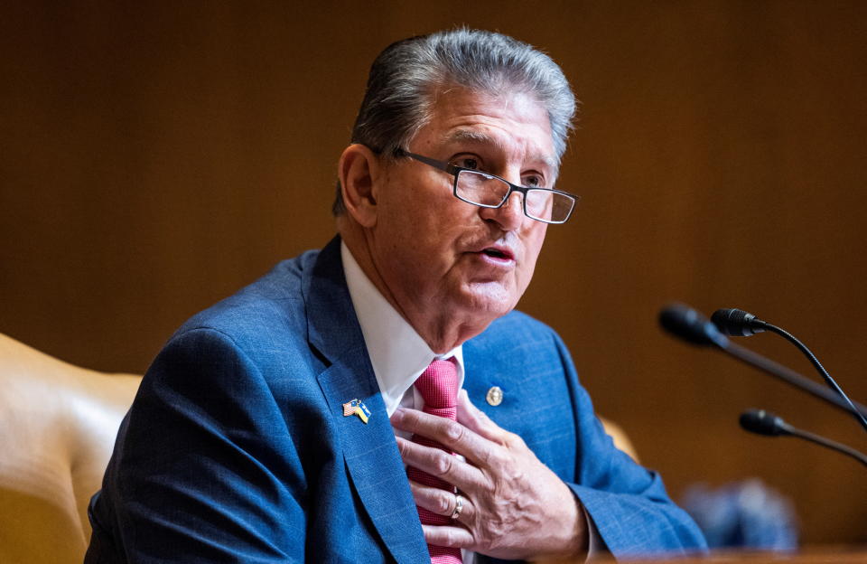 U.S. Senator Joe Manchin (D-WV) questions U.S. Attorney General Merrick Garland during a Senate Appropriations Subcommittee on Commerce, Justice, Science and Related Agencies on proposed budget estimates for 2023 for the Department of Justice in the Dirksen Senate Office Building in Washington, DC, U.S. April 26, 2022. Jim Lo Scalzo/Pool via REUTERS