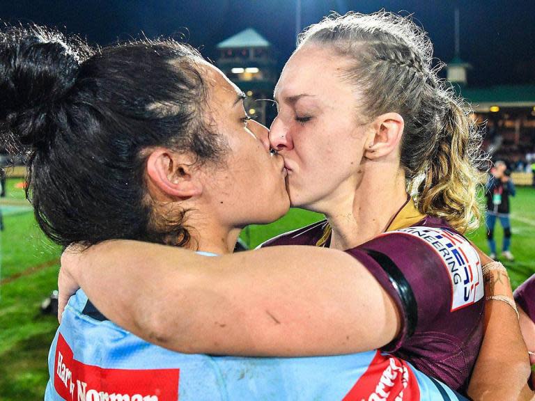 Women rugby players' kiss prompts outpouring of solidarity after criticism: 'Welcome to 2018'