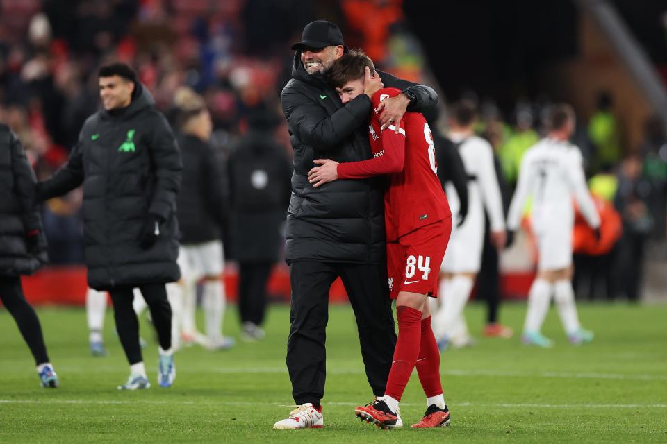 Jurgen Klopp congratulates one of the younger players in the squad (Getty Images)