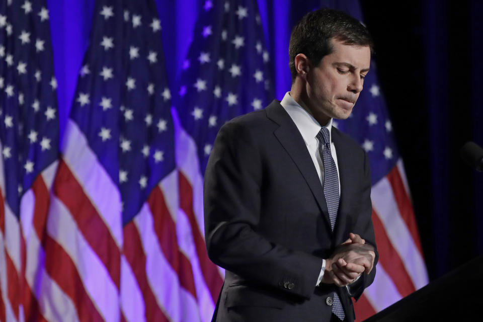 Democratic presidential candidate South Bend, Ind., Mayor Pete Buttigieg delivers a Veterans Day address at a campaign event on Monday in Rochester, N.H. (Photo: Elise Amendola/AP)