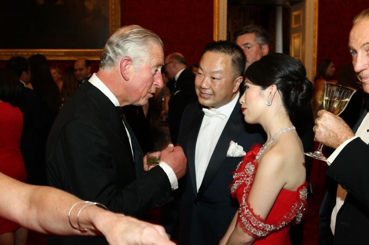 christine chiu karl lagerfeld chanel met gala