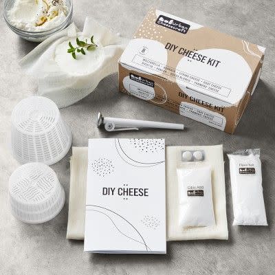 15) Urban Cheesecraft Deluxe DIY Cheese Kit