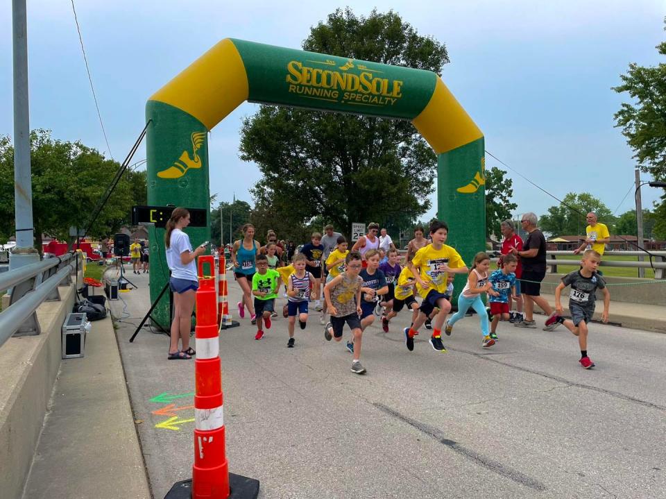 The start of the Kids One Mile Fun Run in 2023.