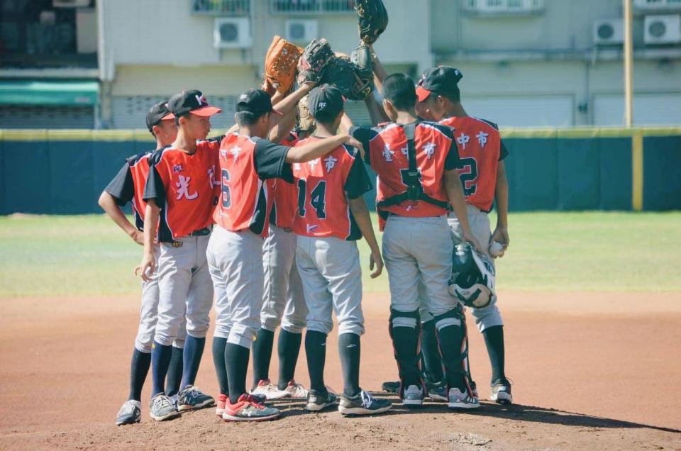 中市光復以2比1險勝擊敗北市長安。（學聯提供）