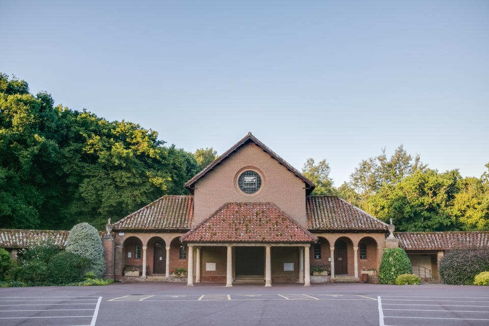 Charring Crematorium