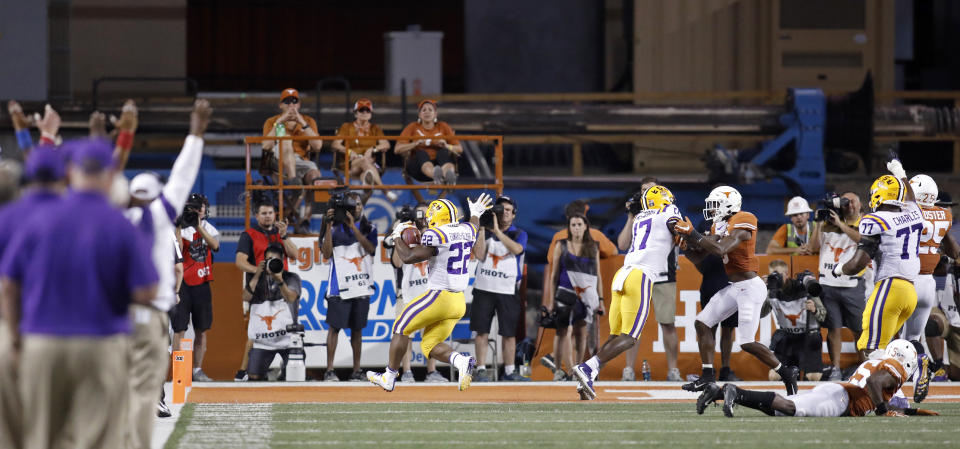 LSU Tigers running back Clyde Edwards-Helaire #22 scores a touchdown against the Texas Longhorns Saturday Sept. 7, 2019 at Darrell K Royal-Texas Memorial Stadium in Austin, Tx. LSU won 45-38. ( Photo by Edward A. Ornelas )