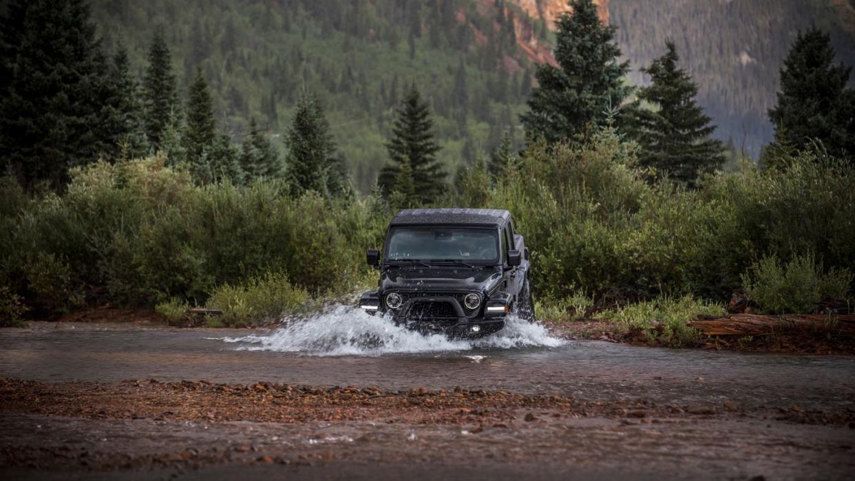 2024 jeep gladiator willys with aev upfit