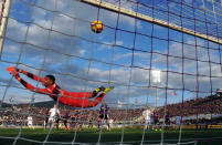 Fiorentina's goalkeeper Alban Lafont misses a ball by Sampdoria's Gaston Ramirez during a Serie A soccer match between Fiorentina and Sampdoria at the Artemio Franchi stadium in Florence, Italy, Sunday, Ja. 20, 2019. (Claudio Giovannini/ANSA via AP)