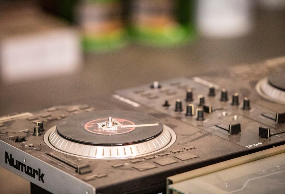 An old turntable setup is seen in the Music Changing Lives equipment room in Thousand Palms, Calif., Thursday, Sept. 22, 2022. 