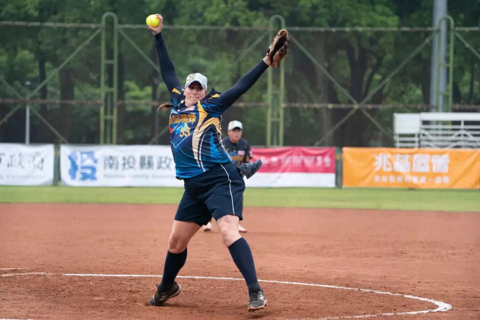 黃蜂洋投Alyson開幕一日兩勝。（圖:中華壘協提供）