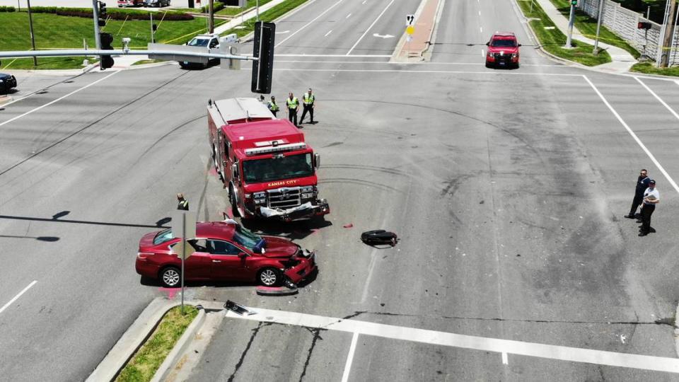 A fire truck responding to a reported fire in June 2021 collided with a car, injuring several people in Kansas City’s Northland. The crash occurred at the intersection of Northeast 96th Street and North Oak Trafficway.