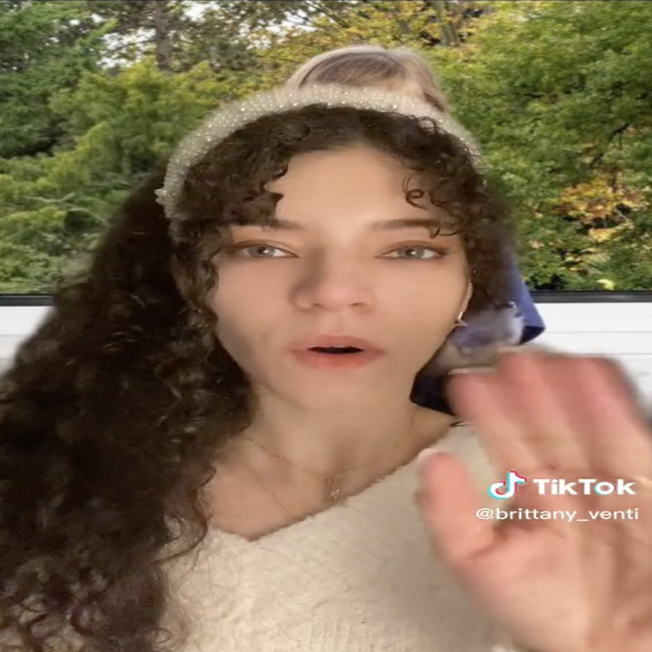   @brittany_venti / Via tiktok.com, Balenciaga