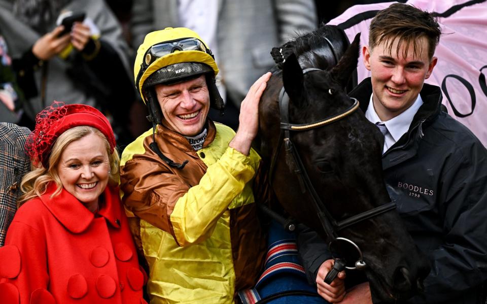 Audrey Turley - Galopin des Champs wins back-to-back Gold Cups to become true Cheltenham great